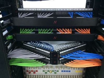 江蘇綜合布線:上海市一級的網(wǎng)絡(luò)布線綜合布線弱電施工公司